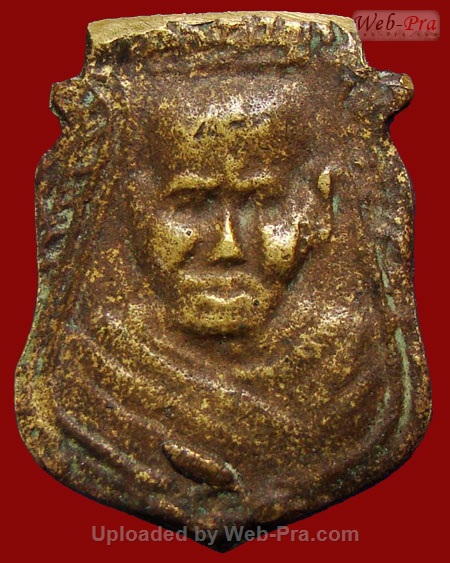 ปี 2505-2506 เหรียญหล่อหน้าเสือ รุ่น 2 หลวงพ่อน้อย อินทสโร (1.เนื้อทองผสม)