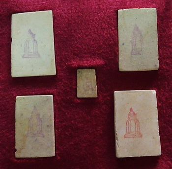 พระชุด 5 องค์ พระสมเด็จวัดระฆัง รุ่น อนุสรณ์ 118 ปี กล่องเดิมจากวัด ราคาเบาๆ