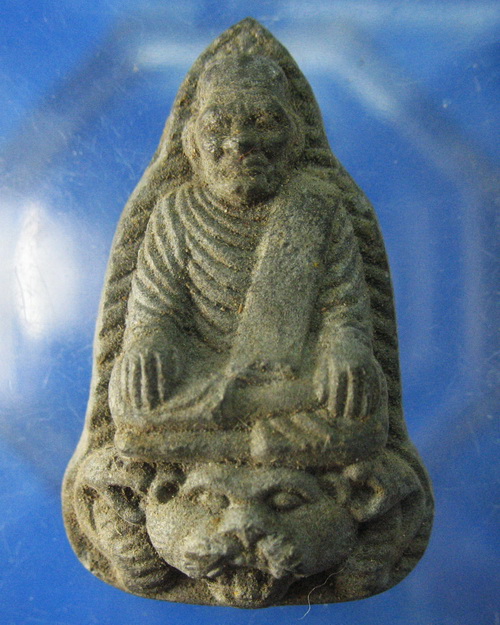 พระผงว่านรุ่นแรก พ่อท่านไกร วัดลำพะยา รุ่นแรก ปี2505 - 1