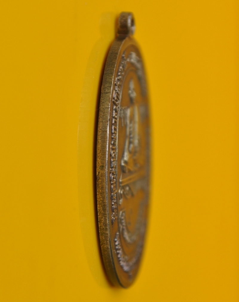 หายากมากสร้างน้อย เหรียญรุ่นแรกเนื้อลูกแก้วหลวงปู่ชื้น วัดญาณเสน  - 5