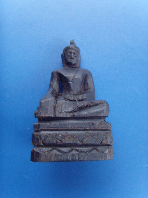 พยางิ้วดำแกะพระพุทธ หลวงปู่เครื่อง ธัมมจาโร (หลวงพ่อฟ้าครื้ม) - 1