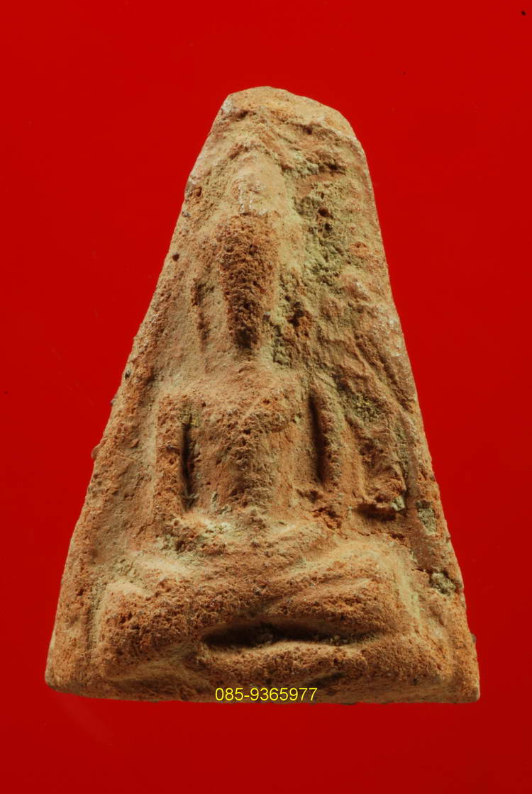 พิมพ์หูยาน ตัดเดี่ยว กรุสันกู่เหล็ก ศิลปะหริภุญชัย อายุกว่า1200ปี เนื้อดิน ลำพูน - 1