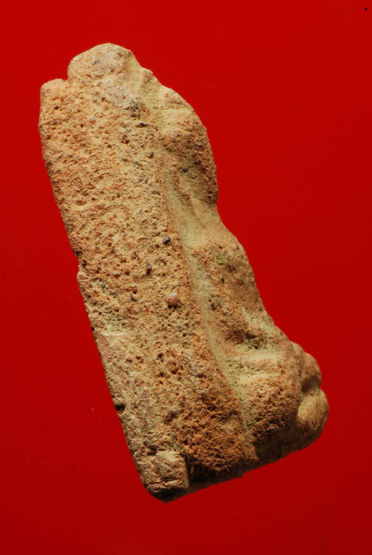 พิมพ์หูยาน ตัดเดี่ยว กรุสันกู่เหล็ก ศิลปะหริภุญชัย อายุกว่า1200ปี เนื้อดิน ลำพูน - 3