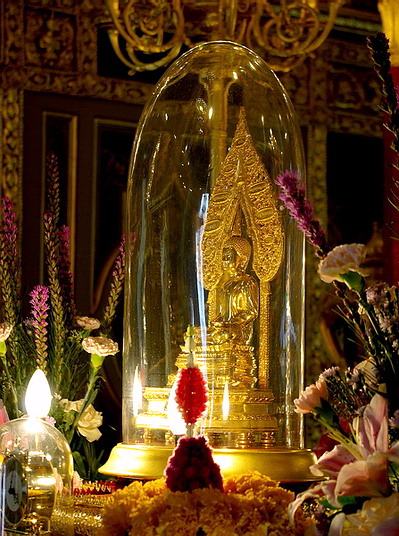 “พระนิรันตราย” พระพุทธรูปทองคำ