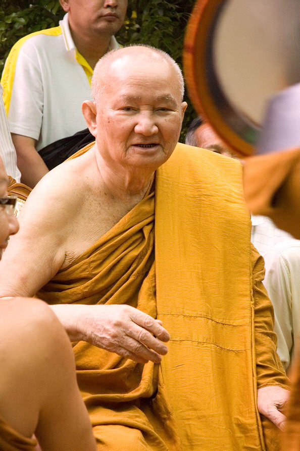 หลวงปู่ท่อน ญาณธโร