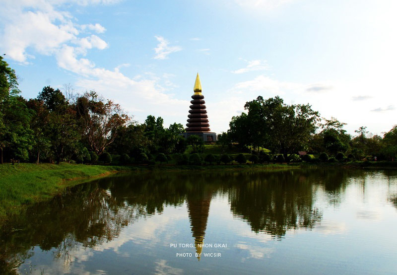 วัดเจติยาคิรีวิหาร (วัดภูทอก) 