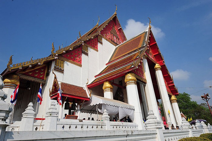 วิหารพระมงคลบพิตร