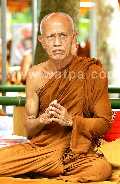 หลวงปู่จันทร์เรียน คุณวโร - วัดถ้ำสหายจันทร์นิมิต
