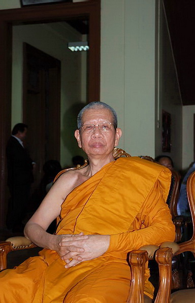  หลวงพ่อเมือง พลวัฑโฒ สหธรรมิกที่สนิทกันมากกับหลวงพ่อคูณ    