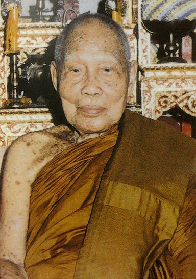  หลวงปู่ศรีจันทร์ วณฺณาโภ 