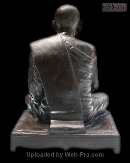 ปี 2527 พระบูชา รุ่น3 หลวงพ่อคง วัดวังสรรพรส (เนื้อโลหะ)