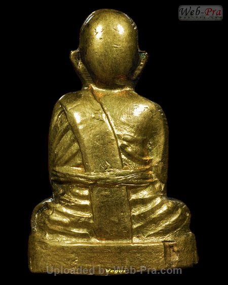 ปี 2509 พระปั๊มรูปเหมือน รุ่นแรก หลวงพ่อคง วัดวังสรรพรส (1.พิมพ์บ่าร้าว)