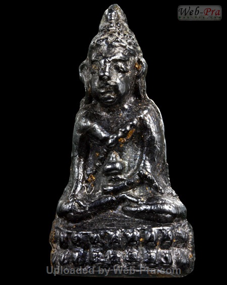 ปี 2534 พระกริ่ง รุ่นสร้างอาสนะสงฆ์ หลวงพ่อยิด วัดหนองจอก (เนื้อเมฆพัด)