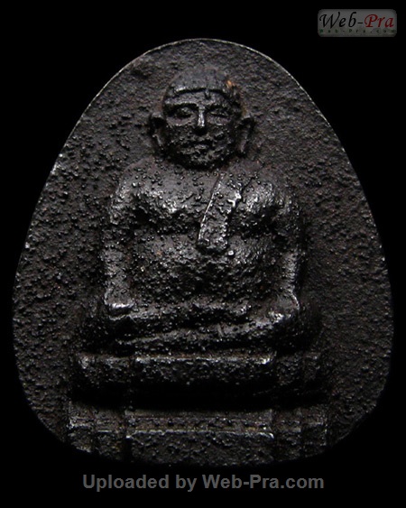 พระสังกัจจายน์เล็กมีอาสนะ หลังอุ หลวงปู่เฮี้ยง วัดอรัญญิกาวาส (-)