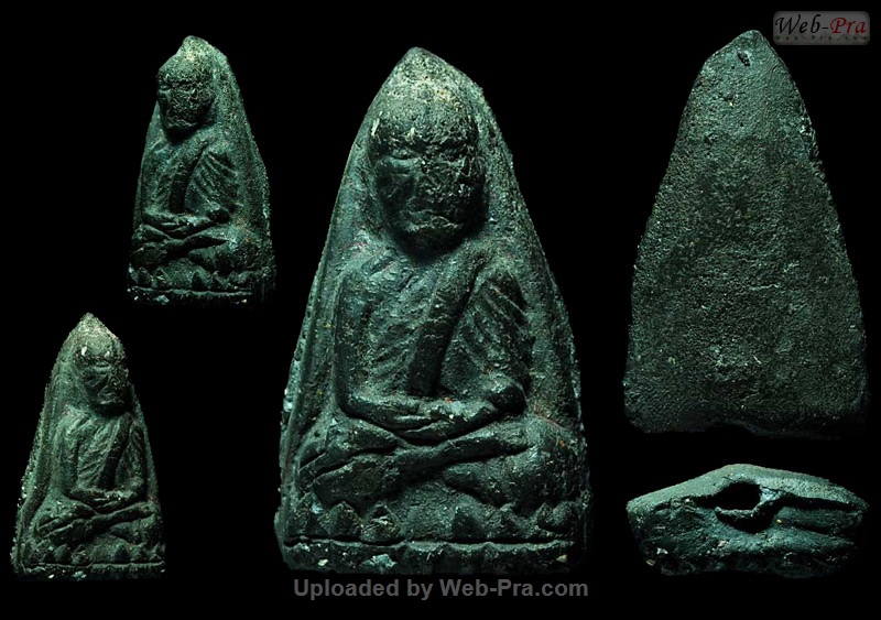 ปี 2505-2506 พระหลวงพ่อทวดพิมพ์ใหญ่ ปลายแหลม วัดประสาทบุญญาวาส (-)