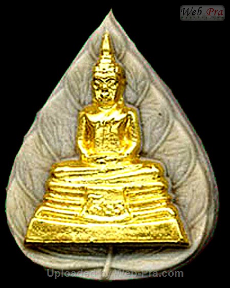 ปี 2539 พระเนื้อผง พิมพ์ใบโพธิ์ รุ่นสร้างพระอุโบสถ พระพุทธโสธร (-)