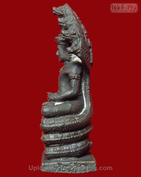 ปี 2533 พระกริ่งรุ่น 4 รุ่นพระกริ่งนาคปรก สธ. หลวงปู่สิม พุทธาจาโร (เนื้อนวโลหะ)