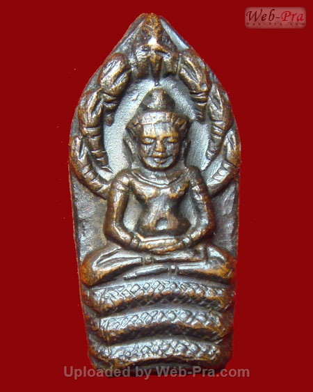 ปี 2518 พระปรกใบมะขาม รุ่นแรกรุ่นเดียว หลวงปู่สิม พุทธาจาโร (4.เนื้อทองแดง)