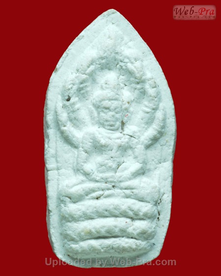 ปี 2517 พระผงปรกใบมะขาม หลวงพ่อเกษม เขมโก (เนื้อผง)