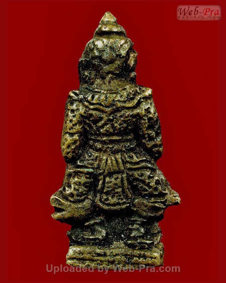 ท้าวเวสสุวรรณ ท่านเจ้าคุณศรี (สนธ์ ยติธโร)วัดสุทัศน์เทพวราราม จ.กรุงเทพฯ (หน้ายักษ์ฐานผ้าทิพย์)