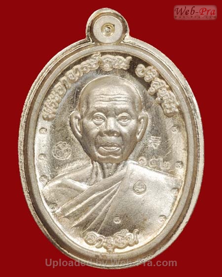 ปี 2553 เหรียญ อายุยืน ครึ่งองค์ หลวงพ่อคูณ ปริสุทโธ วัดบ้านไร่ (2.เนื้อเงิน)