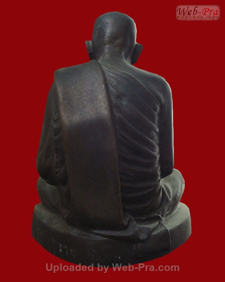 ปี 2514 พระบูชารูปเหมือน หลวงปู่หลุย จนฺทสาโร วัดถ้ำผาบิ้ง จ.เลย (เนื้อโลหะ)