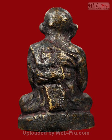 ปี 2500 พระหล่อโบราณรูปเหมือนรุ่นแรก หลวงพ่อแดง สงฺฆรกฺขิโต วัดทุ่งคอก จ.สุพรรณบุรี (เนื้อทองเหลือง)