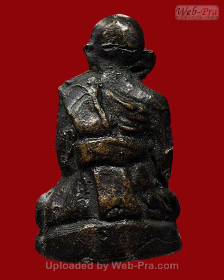 ปี 2500 พระหล่อโบราณรูปเหมือนรุ่นแรก หลวงพ่อแดง สงฺฆรกฺขิโต วัดทุ่งคอก จ.สุพรรณบุรี (เนื้อทองเหลือง )