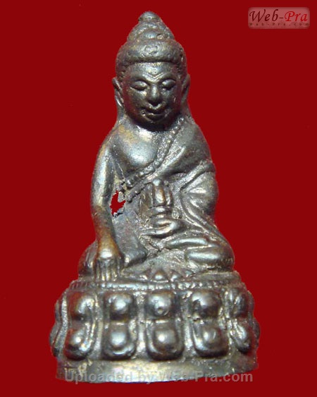 ปี 2517 พระกริ่งสิทธัตโถ หลวงปู่แหวน สุจิณฺโณ วัดดอยแม่ปั๋ง อ.พร้าว จ.เชียงใหม่ (เนื้อโลหะผสม)