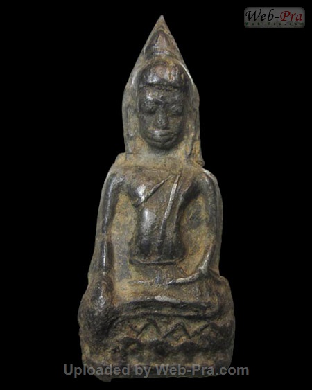 พระหูยาน ฐานบัวฟันปลา กรุวัดมหาธาตุ เมืองชัยนาท (-)