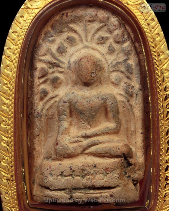 พระคงทรงพระบาง เมืองลำพูน (3)