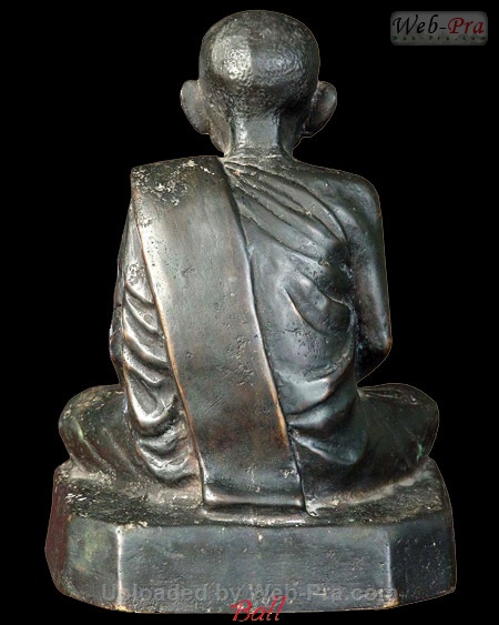 ปี 2518 พระบูชา รุ่น 1 หลวงพ่อกวย ชุตินันธโร (1.เนื้อโลหะ)