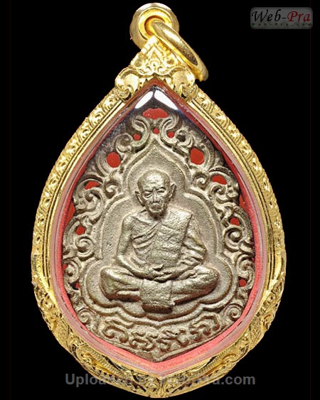 ปี 2518 เหรียญหล่อฉลุ รุ่น8รอบ หลวงปู่ทิม อิสริโก (2.เนื้อเงิน)