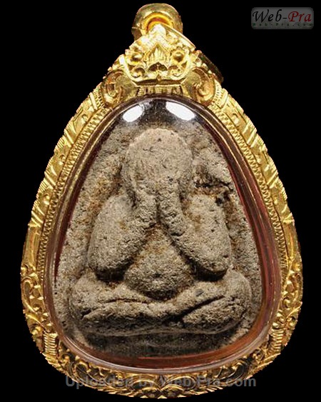 ปี 2517 พระปิดตาฝังทับทิม พิมพ์ใหญ่ หลวงปู่ทิม อิสริโก (2.เนื้อผง)