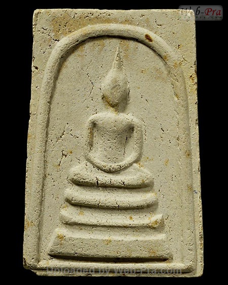 ปี พ.ศ.๒๕๑๖ พระผงรุ่นห้ามหาเมตตา หลวงพ่อพรหม วัดช่องแค (4.เนื้อผง)