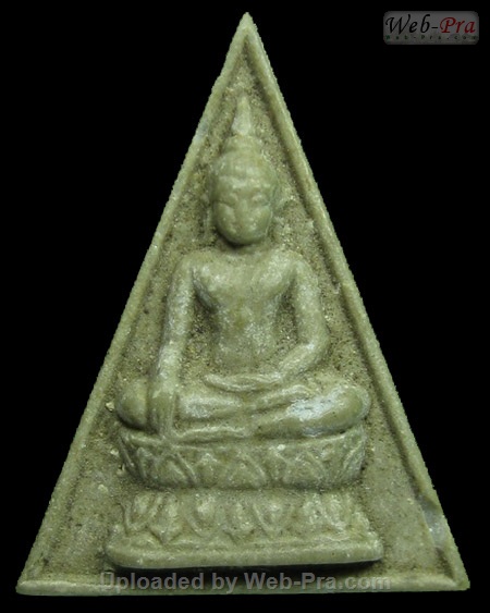วัตถุมงคลออกที่วัดต่างๆ พระเนื้อผงและเนื้อดิน หลวงพ่อกวย ชุตินันธโร (4.เนื้อผงน้ำมัน)