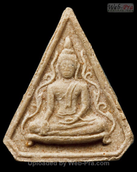 ปี 2520 พระผง รุ่น7 หลวงปู่เพิ่ม ปุญญวสโน (1.เนื้อผงผสมว่าน)
