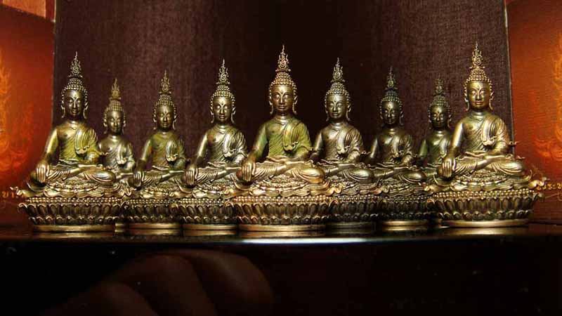 พระกริ่งพุทธประทานยศบารมี นวะแก่ทอง 