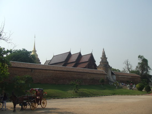 คำไหว้พระธาตุรวม แต่งโดย หลวงพ่อเกษม เขมโก จ.ลำปาง