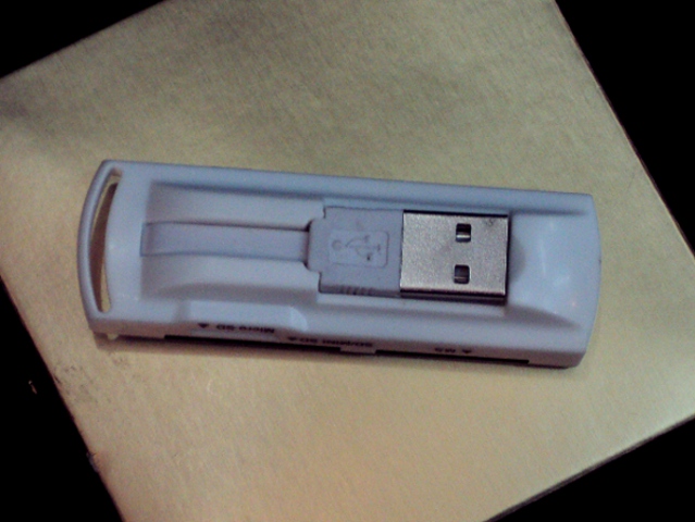 (((( เครื่องเล่น mp3 ใช้ในรถยนต์ สำหรับคนงบน้อย ))))  + (((( USB สารพัดประโยชน์ ))))