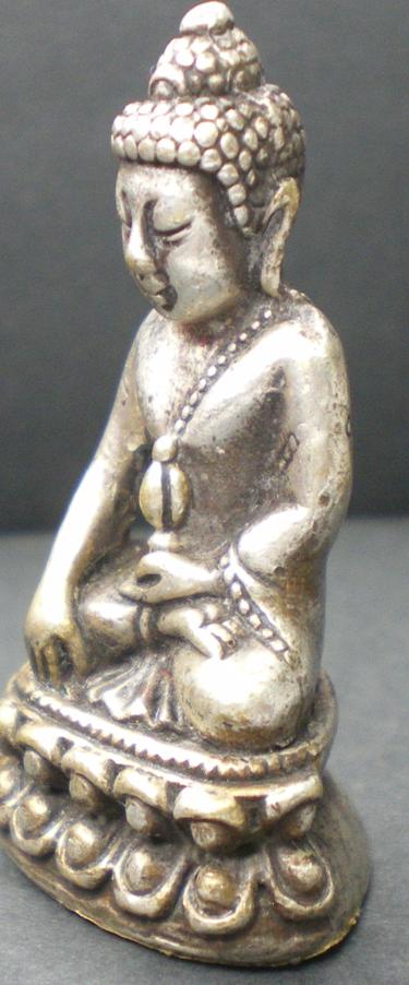 พระกริ่งใหญ่สูง 3 cm เนื้อเงิน นะ โภคทรัพย์ ปี44 วัดสุทัศโค้ตดอกบัวพร้อมกล่อง