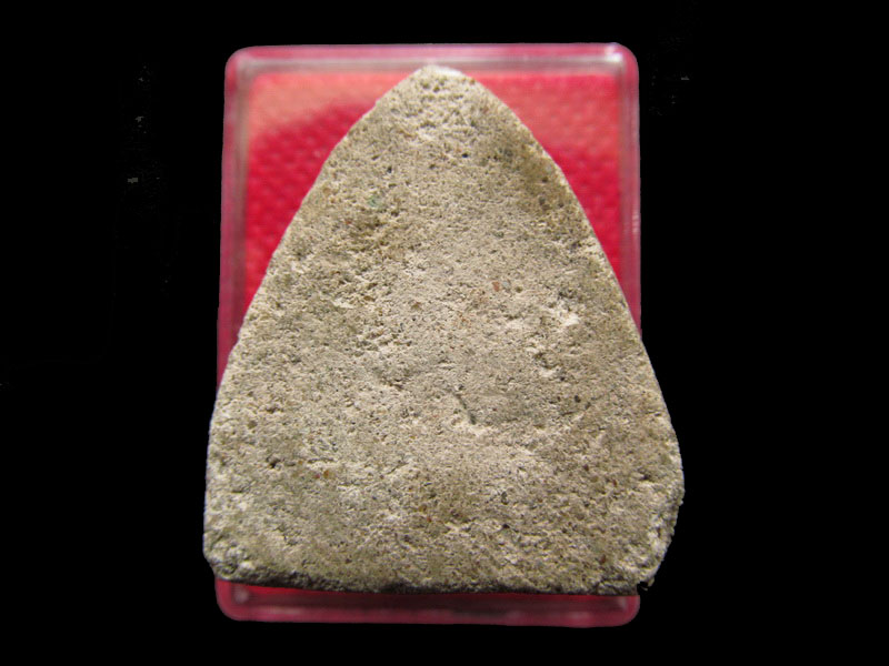 พระพิมพ์หลวงพ่อโต เนื้อผงขาว ไม่ทราบวัดครับ..เริ่ม20บาท/.SP.46