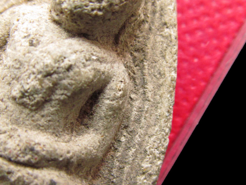 พระพิมพ์หลวงพ่อโต เนื้อผงขาว ไม่ทราบวัดครับ..เริ่ม20บาท/.SP.46