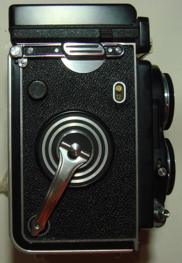กล้องถ่ายรูปโบราณ Rolleiflex รุ่น K8 T2 ผลิตระหว่าง 1961-1966 Serlais T2167811 เลนส์ 3.5/75 mm.