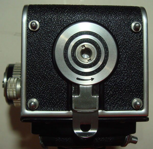 กล้องถ่ายรูปโบราณ Rolleiflex รุ่น K8 T2 ผลิตระหว่าง 1961-1966 Serlais T2167811 เลนส์ 3.5/75 mm.