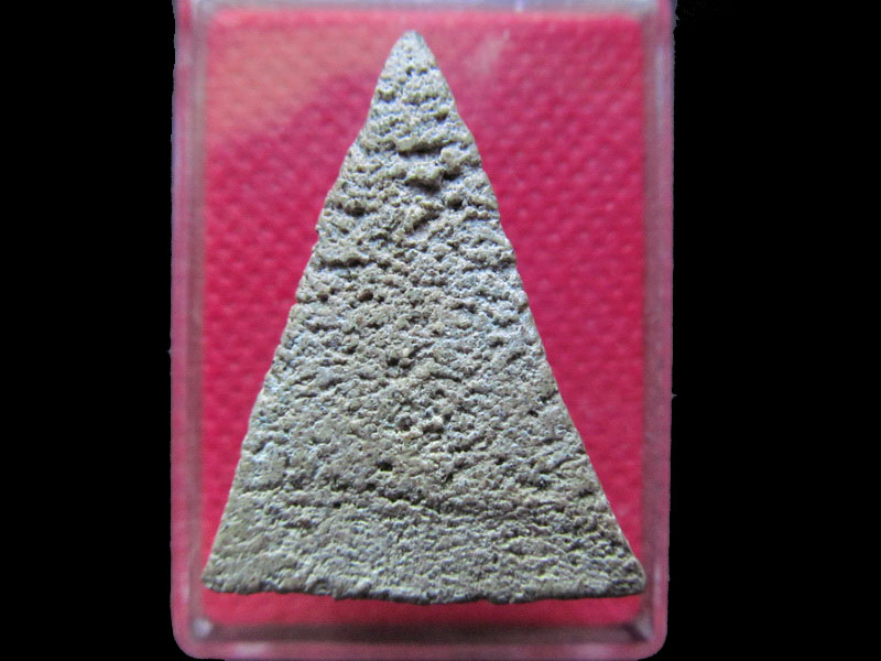 พระนางพญาเนื้อผงเก่า ไม่ทราบที่ครับ.เริ่ม20บาท/.NY.21