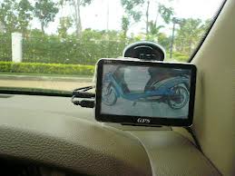 เครื่องนำทางGPS จอLcd 5 นิ้ว+กล้องมองหลังไร้สาย อินฟาเรด (กันน้ำ)ถูกสุด ๆ 2,999-บาท