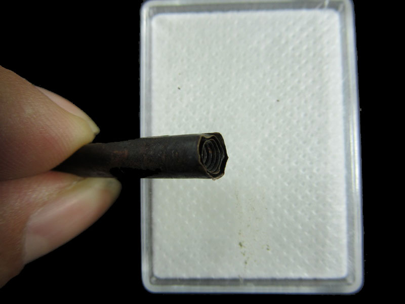 ตะกรุดทองแดงเก่าขนาด 4cm. ไม่ทราบที่ครับ .เริ่ม20บาท/.A-187