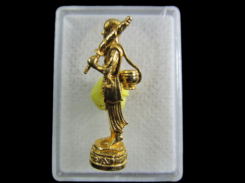 พระสีวลี หล่อลอยองค์ ไม่ทราบที่ครับ(กะไหล่ทอง).เริ่ม20บาท/.(21/กพ.--11)