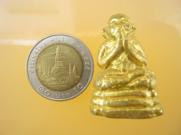 พระหลวงปู่เทพโลกอุดร พิมพ์อธิษฐานฤทธิ์ ปิดทองเดิม สวย